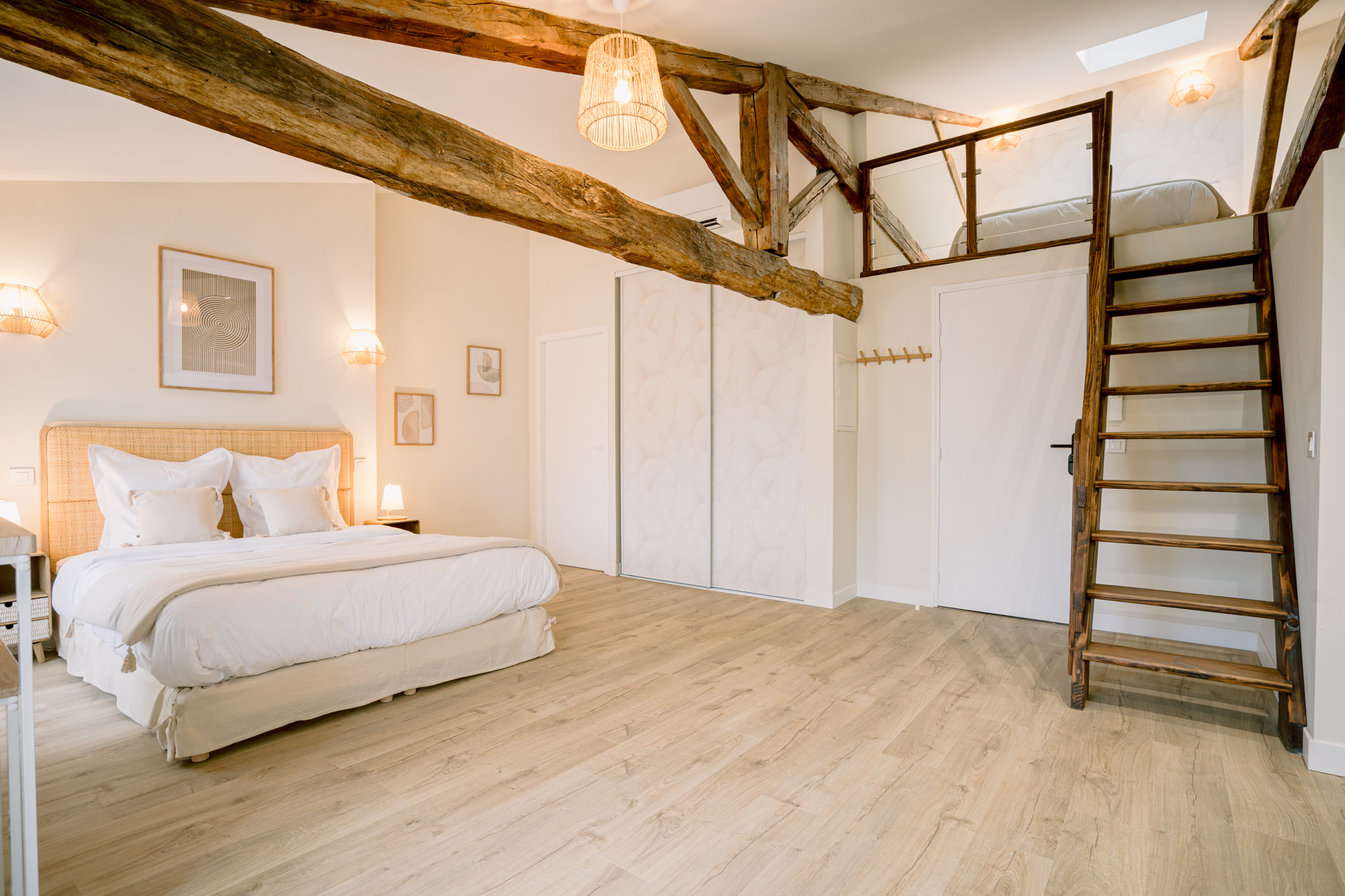 Mirna Elizabeta - Airbnb